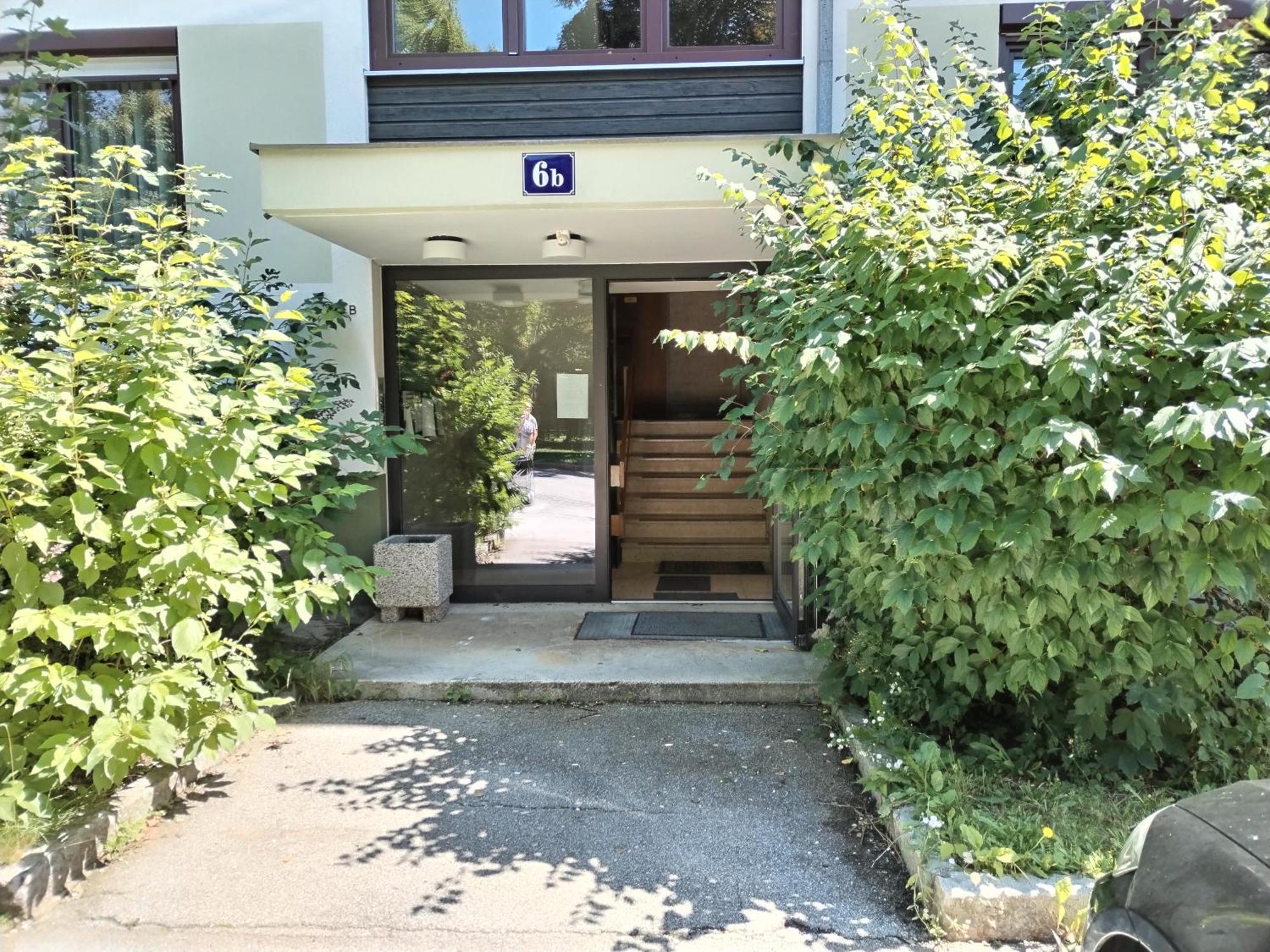 フィラハWaldeslust Warmbad Mit Balkon Und Privatem Parkplatzアパートメント エクステリア 写真